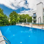 Lux Tukan A315 Nadmorskie Tarasy - Kołobrzeg